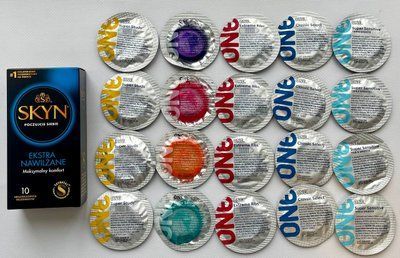 Набір 30 штук SKYN Extra Lube + ONE Super Studs, Color Sensations, Extreme Ribs, Classic, Super Sensitive SOS2214 фото