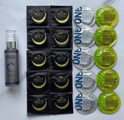 Комплект 10 шт Skyn Original - 10 шт One Classic, Glowing Pleasures - Лубрикант OLO smooth 60 мл SOS2514 фото