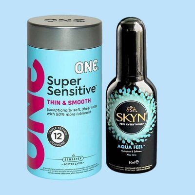 Набір ONE Super Sensitive 12 шт + Лубрикант Skyn AQUA FEEL 80 мл SOS4422 фото