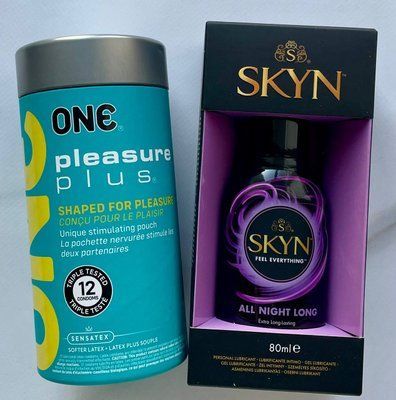 Комплект ONE Pleasure Plus 12 шт + Лубрикант на силиконовой основе SKYN ALL NIGHT LONG, 80 мл SOS1229 фото