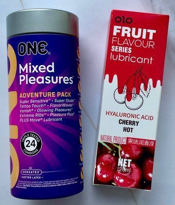 Комплект ONE Mixed Pleasures 24 шт + Гель-лубрикант вишня 120 мл OLO SOS3677 фото