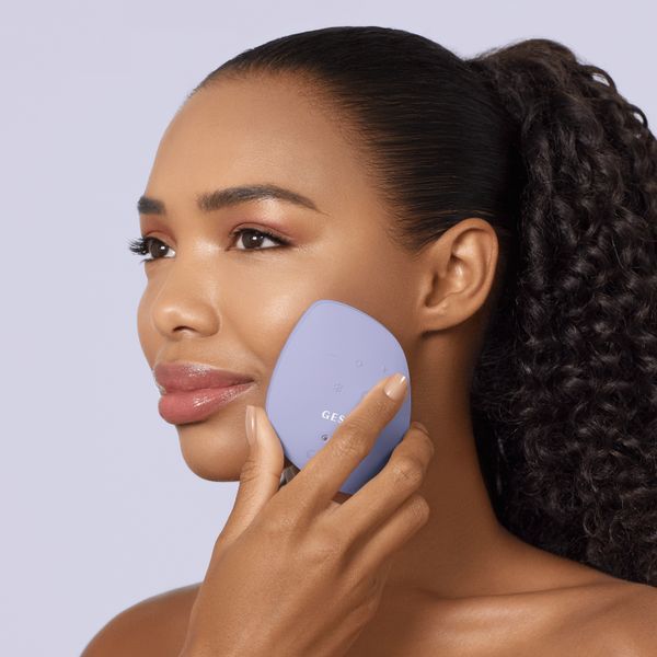 Ультразвукова маска тепло та холод GESKE Sonic Warm&Cool Mask 9в1 purple HB0101 фото