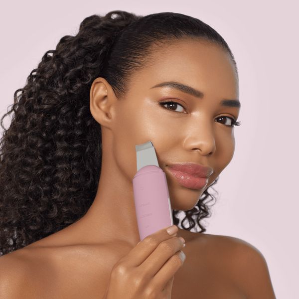 Микротоковый скраббер для кожи и устранение черных точек GESKE MicroCurrent Skin Scrubber&Blackhead Remover 9в1 pink HB0148 фото