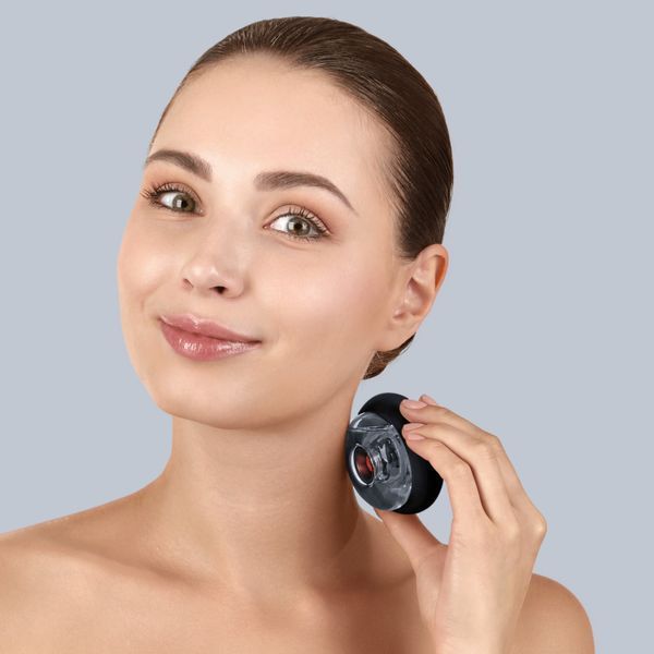 Масажер для обличчя та тіла GESKE Sonic Cool&Warm Face and Body Massager 9в1 black HB0275 фото