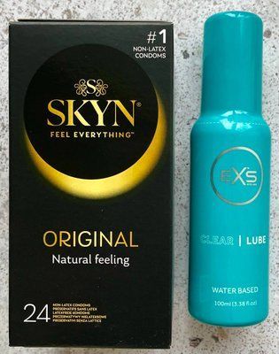 Комплект SKYN Original 24 шт + EXS Clear Lube Water Based 100 мл SOS1081 фото