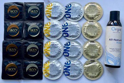 Набір з 20 штук One, Skyn + лубрикант ALL-NATURAL Acqua, 150 мл Orgie SOS4028 фото