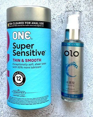 Комплект ONE Super Sensitive 12 шт + Лубрикант охолоджуючий OLO 60 мл SOS2329 фото