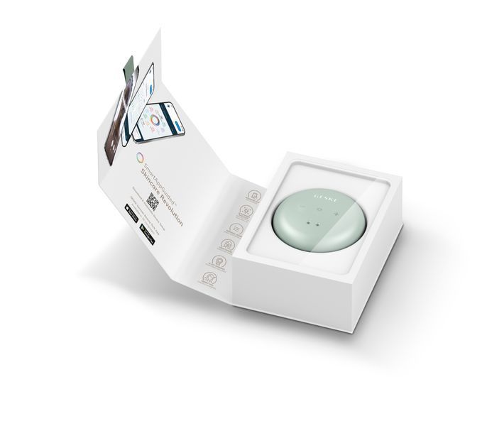 Массажер для лица и тела GESKE Sonic Cool&Warm Face and Body Massager 9в1 green HB0277 фото