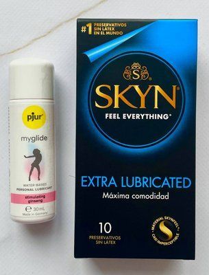 Комплект Skyn Exstra Lube 10 шт + Збудлива змазка pjur my glide 30 мл SOS1430 фото