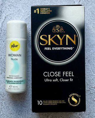 Комплект SKYN Close Feel 10 шт - Лубрикант pjur Woman Nude 30 мл SOS2632 фото