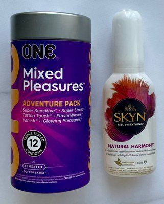 Комплект Mixed Pleasures 24 шт. + Лубрикант на водной основе SKYN NATURAL HARMONY, 80 мл SOS1236 фото