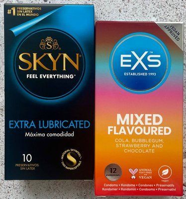 Набір Skyn Exstra Lube 10 штук + EXS Mixed Flavoured 12 шт SOS1085 фото
