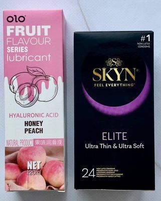 Комплект SKYN Elite 24 шт + Гель-лубрикант персик 120 мл OLO SOS3735 фото