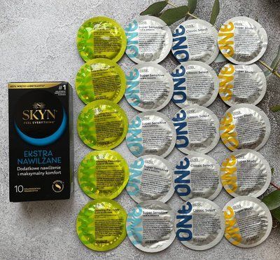 Набір 30 штук Skyn Extra Lube + ONE Super Studs, Super Sensitive, Classic, Glowing Pleasures SOS2285 фото
