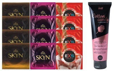 Комплект: Лубрикант Intt Cotton Candy (100мл) +8 шт. SKYN+4 шт. EXS STRAWBERRY SUNDAE SOS10451 фото