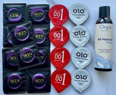 Набор 18 штук Skyn, Olo + лубрикант ALL-NATURAL Acqua, 150 мл Orgie SOS3991 фото