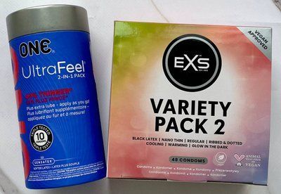 КОМПЛЕКТ резинок ONE UltraFeel 2-in-1 10 шт - EXS Mixed Variety Pack 2, 48 шт SOS3142 фото