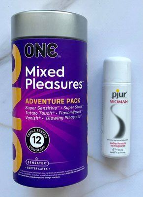 Комплект ONE Mixed Pleasures 12 шт + Смазка на силиконовой основе pjur Woman 30 мл SOS1943 фото