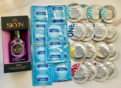 Набор з 26 штук ONE Ribs, Classic, Studs, Sensitive - PASANTE Cooling + Лубрикант SKYN ALL NIGHT LONG, 80 мл SOS1442 фото