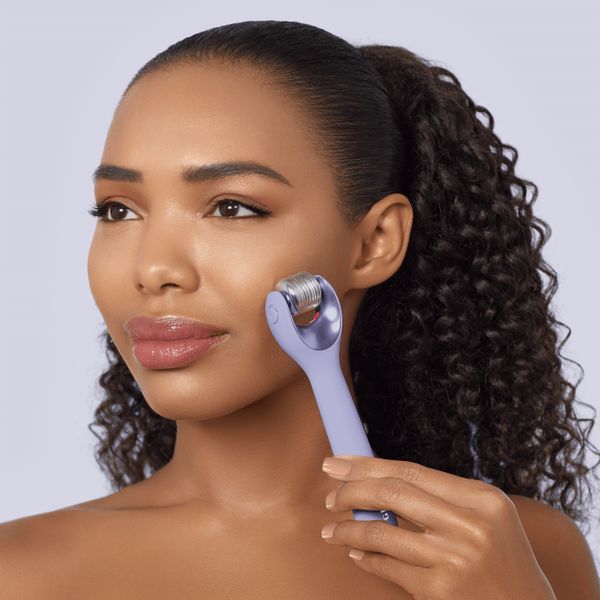 Електронний ролер для обличчя з мікроголками GESKE MicroNeedle Face Roller 9в1 purple HB0189 фото