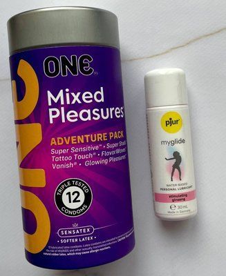 Комплект ONE Mixed Pleasures 12 шт + Возбуждающая смазка pjur my glide 30 мл SOS1393 фото