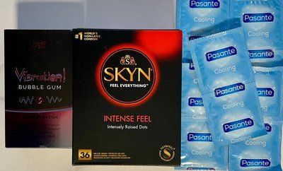 Комплект 46 шт Skyn Intense feel - Pasante Cooling + Рідкий вібратор Intt Vibration Bubble Gum (15 мл) SOS1497 фото