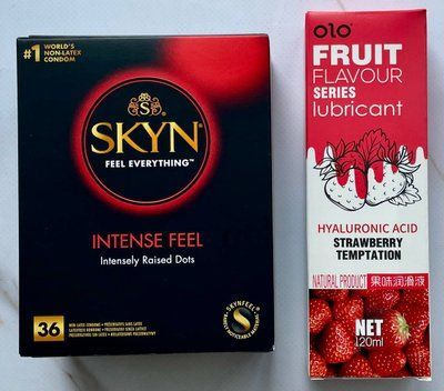 Комплект SKYN Intense Feel, 36 шт + Гель-лубрикант клубничный 120 мл OLO SOS3648 фото