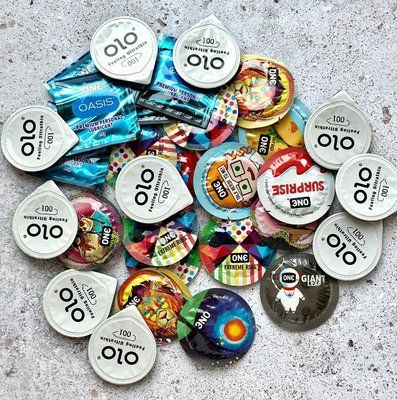 Набор One та OLO 30 шт : Ribs , Sensitive , Dome , Oasis ; Feeling Ultrathin SOS1003 фото