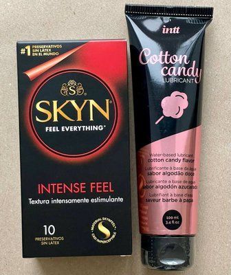 Набір SKYN Intense Feel 10 штук + Лубрикант на водній основі Intt Cotton Candy (100 мл) смак солодка вата, густий та ковзний SOS1052 фото