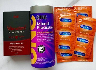 Комплект 36 шт ONE Mixed Pleasures + Pasante Warming + Жидкий вибратор Intt Vibration Strawberry (15 мл) SOS1549 фото