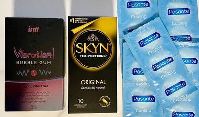 Набір 20 шт SKYN ORIGINAL - Pasante Cooling + Рідкий вібратор Intt Vibration Bubble Gum (15 мл) SOS1502 фото