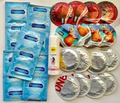 Комплект из 26 штук ONE Flavor Waves, Studs, Ribs - PASANTE Cooling + Возбуждающая смазка pjur my glide 30 мл SOS1452 фото