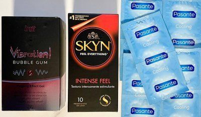 Набір 20 шт SKYN Intense Feel - Pasante Cooling + Рідкий вібратор Intt Vibration Bubble Gum (15 мл) SOS1503 фото