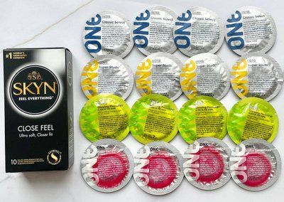 Комплект 26 шт - ONE Super Studs, Classic, Color Sensations, Glowing Pleasures + SKYN Close Feel SOS1904 фото