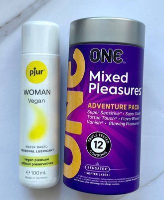 Комплект ONE Mixed Pleasures 12 шт + Лубрикант pjur Woman Vegan 100 мл SOS2007 фото
