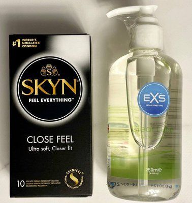 Комплект SKYN Close Feel 10 штук и Лубрикант EXS Aloe 250 мл (прозрачный) SOS1606 фото