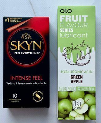 Набір SKYN Intense Feel 10 шт + Гель-лубрикант яблуко 120 мл OLO SOS3709 фото