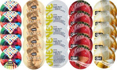 Набір з 25 шт One Extreme ribs + ONE 𝐕𝐀𝐍𝐈𝐒𝐇 + ONE Super Studs + ONE Chocolate Strawberry + ONE Banana Split SOS8257 фото