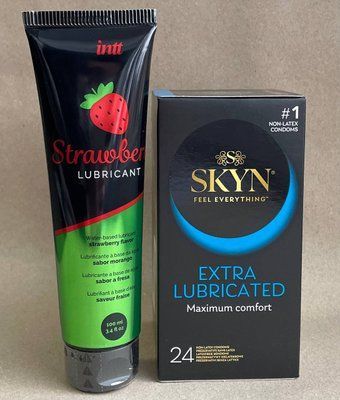 Набір SKYN Extra Lube 24 шт + Лубрикант на водній основі Intt Strawberry (100 мл) SOS1064 фото