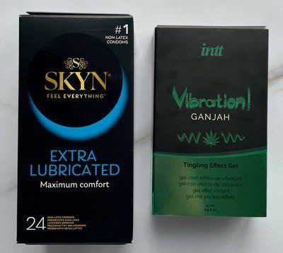 Набір SKYN Extra Lube 24 шт + Рідкий вібратор Intt Vibration Ganjah (15 мл) SOS2712 фото
