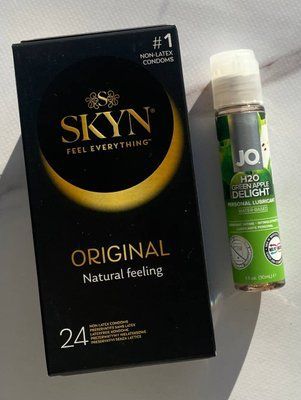 Комплект SKYN Original 24 шт + Змазка System JO H2O &mdash; Green Apple (30 мл) SOS2168 фото