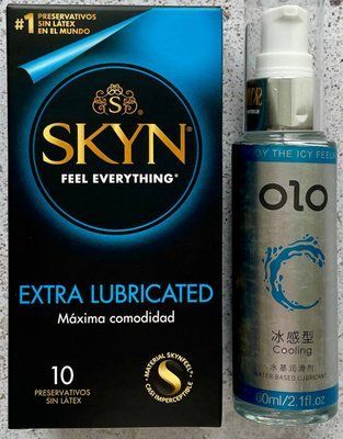 Набір Skyn Exstra Lube 10 шт + Лубрикант охолоджуючий на водній основі OLO 60 мл SOS1122 фото