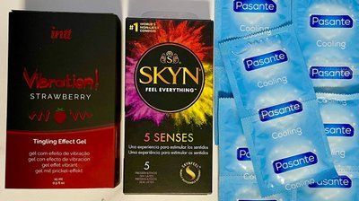 Набір 15 шт SKYN 5 Senses - Pasante Cooling + Рідкий вібратор Intt Vibration Strawberry (15 мл) SOS1518 фото