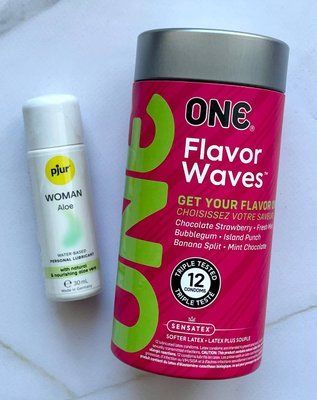Комплект ONE Flavor Waves 12 шт + Лубрикант на водной основе pjur Woman Aloe 30 мл SOS1970 фото