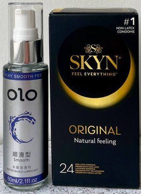 Набір SKYN ORIGINAL NON-LATEX 24 ШТ + Лубрикант "olo smooth" 60 мл SOS1126 фото
